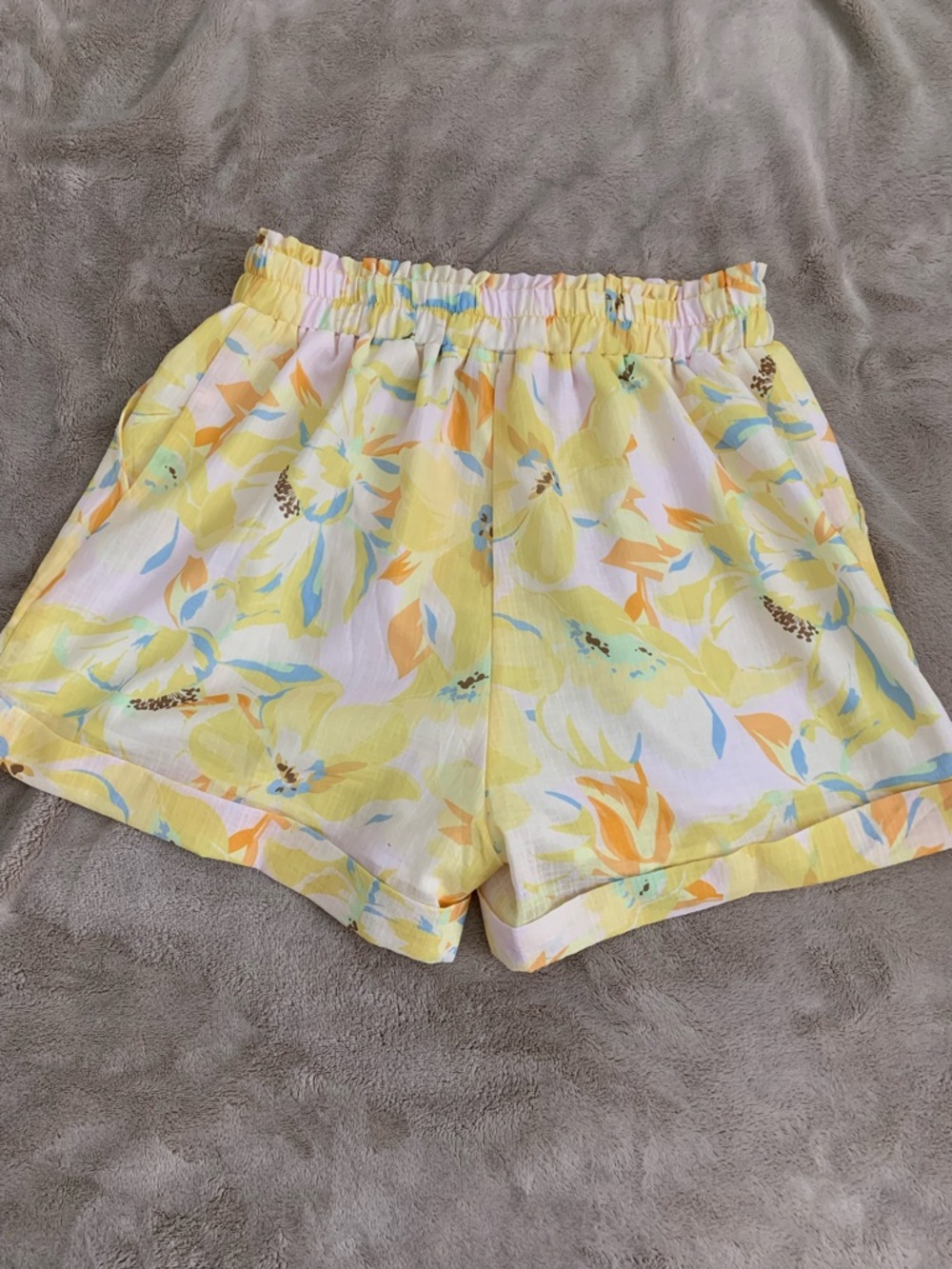 Yellow Floral Linen Blend 2 piece set - Picture 10 of 10